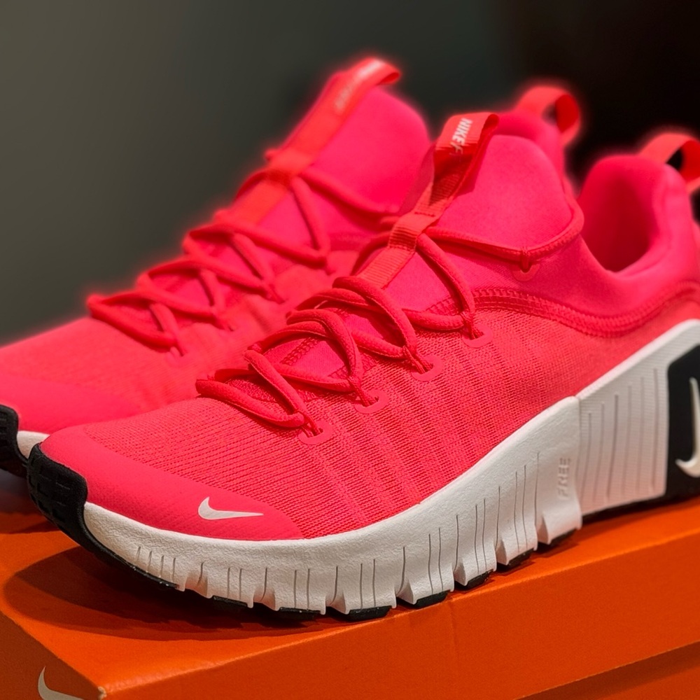 Nike Metcon 6 Pink Athletic Sneakers size W11.5